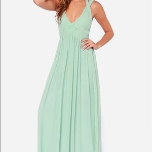 Lulu’s strike a Minerva mint green maxi dress, size M
